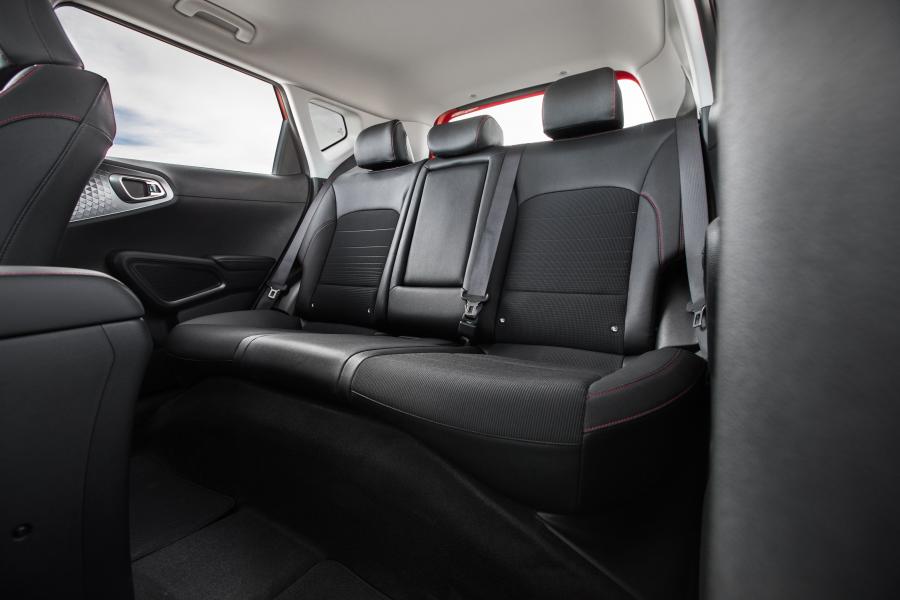 Интерьер Kia Soul GT-Line 2019 года  (NA) (фото 8 из 28)